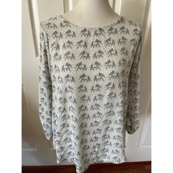 MIX 41 Hawthorn Womens Top Blouse Large Elephants Roll Tab Boho Animals Gray - Picture 1 of 10